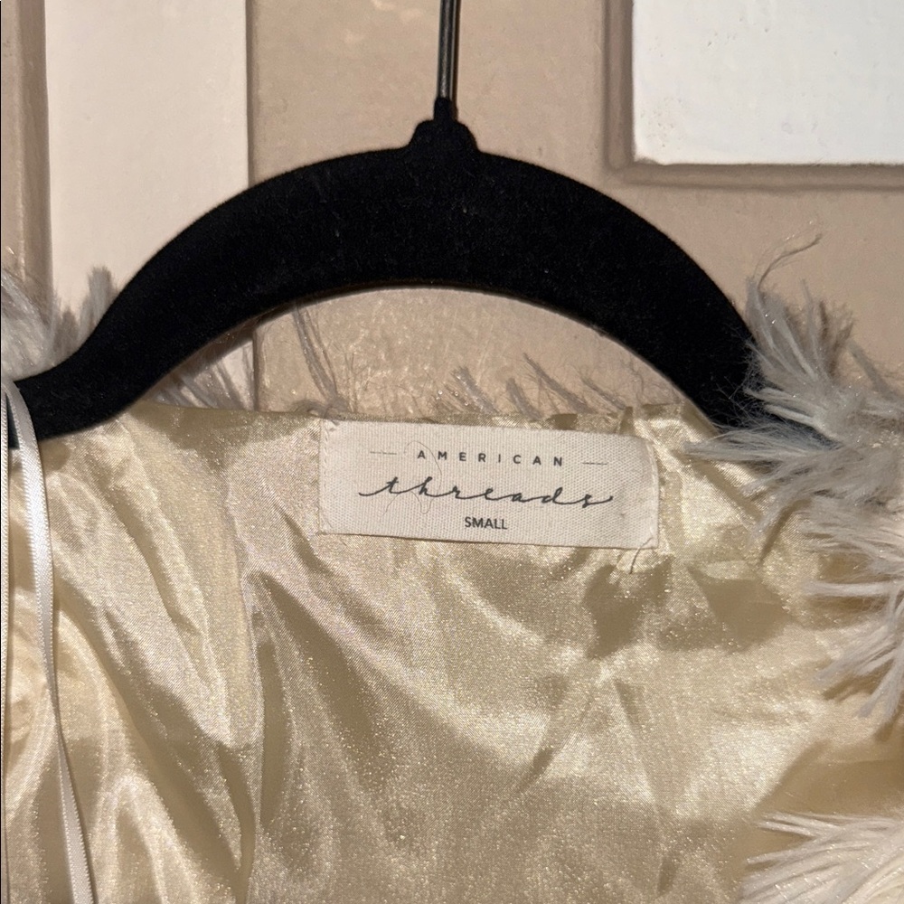 American Threads Cream Teddy Jacket - Picture 2 of 5